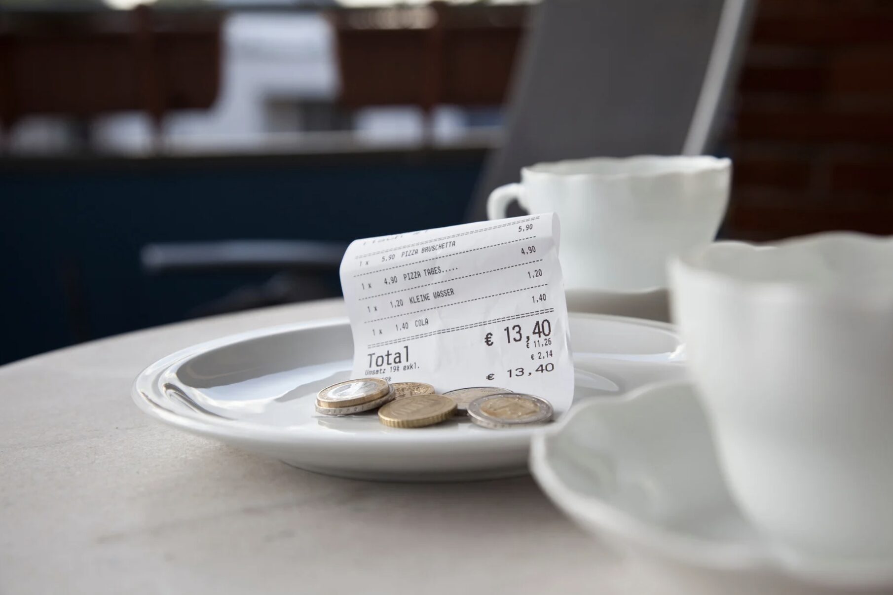 Darf Der Chef über Das Trinkgeld Verfügen Trinkgeld in Österreich: Tipps für Ihren Urlaub