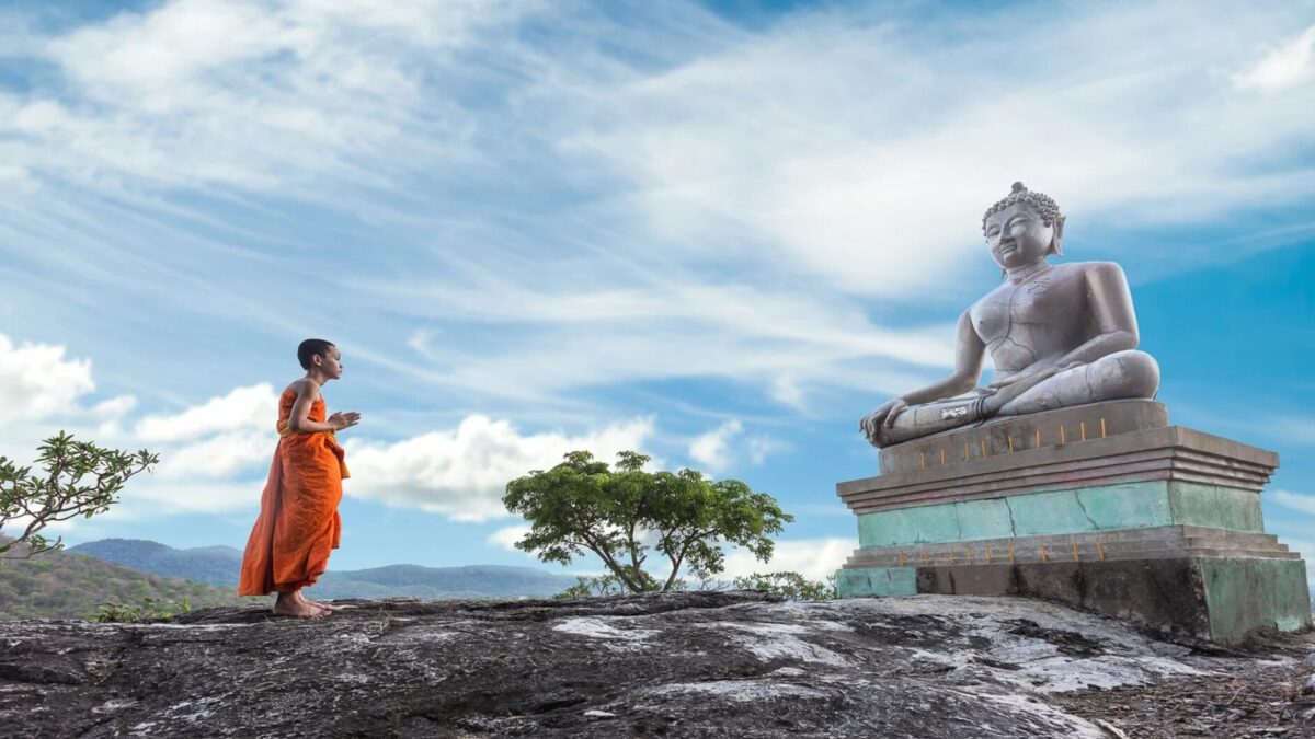 Innere Stärke finden mit Buddha Sprüchen über Kraft und Stärke