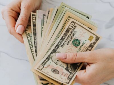 Wieviel Geld darf man steuerfrei verschenken in Österreich