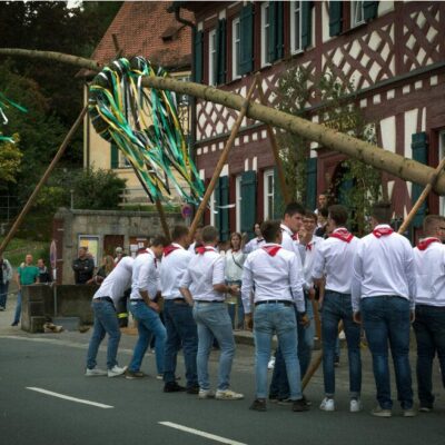 maibaum aufstellen